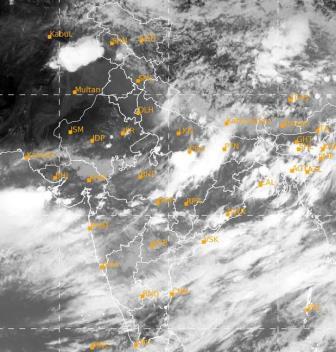 एमपी-महाराष्ट्र समेत 7 राज्यों में भारी बारिश का अलर्ट, मुंबई में हाईटाइड