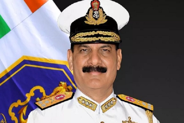 वाइस एडमिरल दिनेश त्रिपाठी होंगे अगले नौसेना प्रमुख, इस दिन संभालेंगे कार्यभार