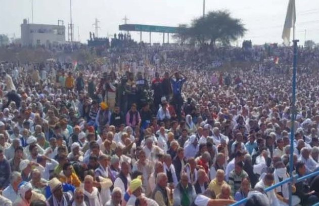 हरियाणा में राकेश टिकैत की किसान महापंचायत, हजारों की भीड़ उमड़ी, पांच प्रस्ताव भी पारित