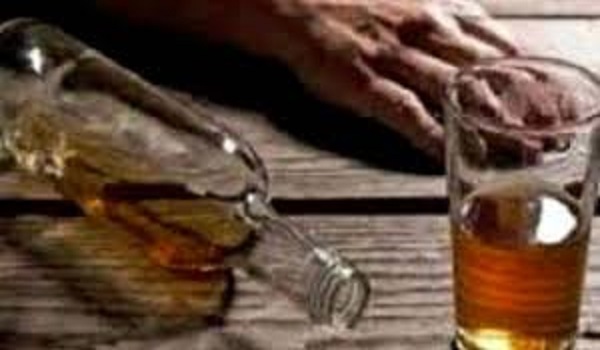 बिहार के गोपालगंज में जहरीली शराब ने ली छह लोगों की जान, दो की आंखों की रोशनी गई