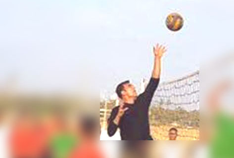 अक्षय कुमार बीएसएफ द्वारा आयोजित वालीबॉल मैत्री मैच में खेलेंगे!