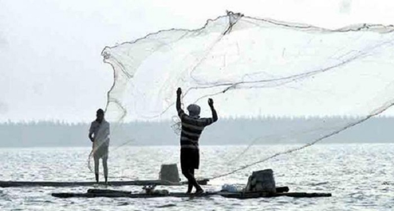 पाकिस्तान ने 17 भारतीय मछुआरों को किया गिरफ्तार, नौकायें की जब्त
