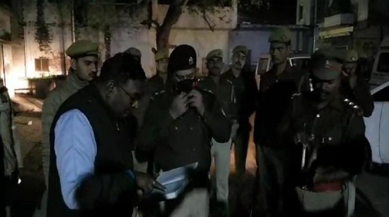 कानपुर में पलटा तेज रफ्तार अनियंत्रित ट्राला, दबने से 6 लोगों की मौत, अनेक घायल