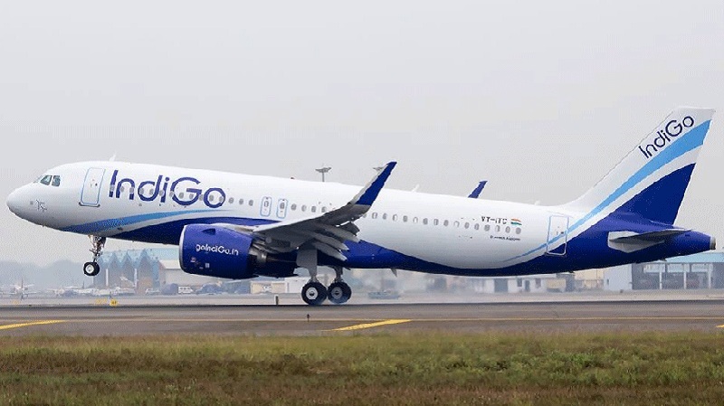 शारजाह से लखनऊ आ रहे इंडिगो के विमान में हुई यात्री की तबियत खराब, कराची में की गई इमरजेंसी लैंडिंग