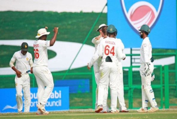 एक हफ्ते में दूसरी बार दो दिन में खत्म हुआ टेस्ट मैच, अब जिम्बाब्वे ने रचा इतिहास, अफगानिस्तान को समेटा