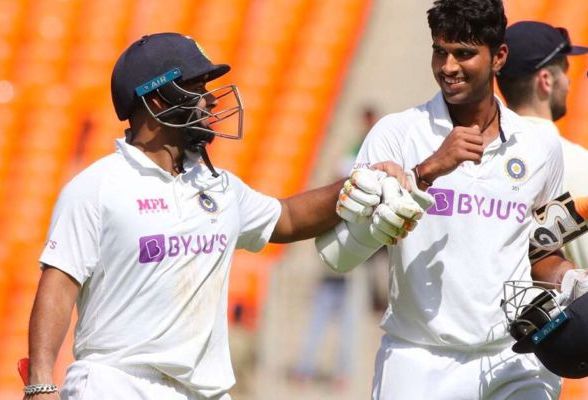अहमदाबाद टेस्ट: ऋषभ पंत के शतक से भारत मजबूत, दूसरे दिन का खेल खत्म होने तक स्कोर 294/7