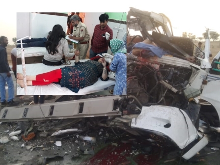 जोधपुर में टूरिस्ट बस लोहे के पाइप से भरे ट्राले से टकराई, 5 की मौत, 12 घायल