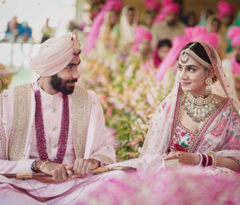 क्रिकेटर जसप्रीत बुमराह ने संजना गणेशन के साथ रचाई शादी, पहली तस्वीर सामने आई