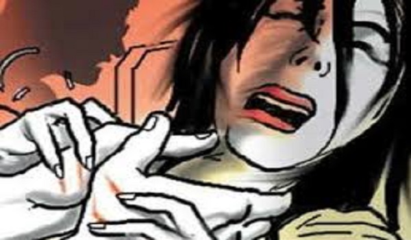 मध्यप्रदेश के सीधी में दुष्कर्म का प्रयास करने वाले युवक का महिला ने काटा गुप्तांग, अस्पताल में भर्ती
