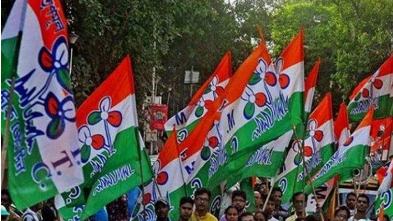 बंगाल विधानसभा चुनाव: मतदाताओं को धमकाने के आरोप में टीएमसी प्रत्याशी पर एफआईआर दर्ज