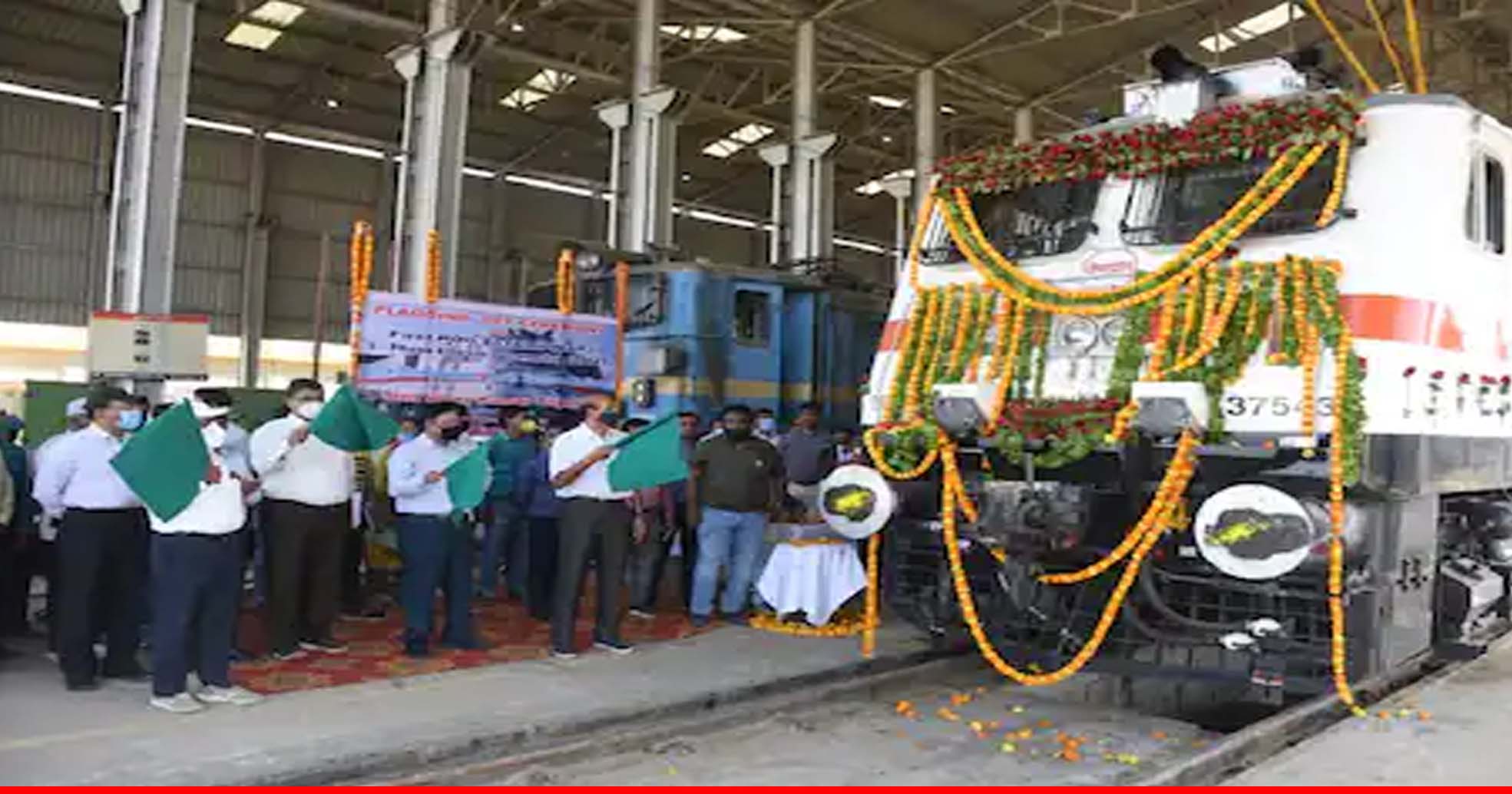 ट्रेनों के परिचालन में पूर्वोत्तर रेलवे ने शामिल किया WAP-7 इलेक्ट्रिक इंजन