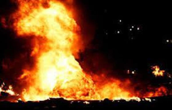 बिहार के समस्तीपुर में गैस सिलेंडर भटने से सास-बहू समेत 3 जलकर राख, दर्जनों घर खाक