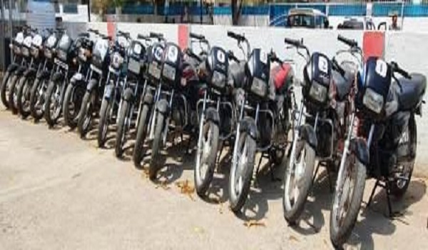 जबलपुर में पकड़ा गया शातिर वाहन चोर गिरोह, 15 मोटर साइकलें मिली