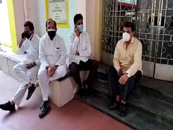 एमपी के जबलपुर में आक्सीजन नहीं मिलने से 5 मरीजों की मौत के बाद, कांग्रेस उग्र, 3 विधायक प्रशासन से जताई नाराजगी