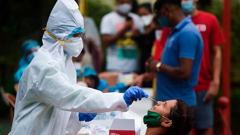 कोरोना मचा रहा कोहराम: फिर सामने आये रिकार्ड नये संक्रमित, 24 घंटों में 2624 लोगों की मौत