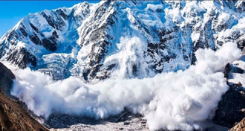 उत्तराखंड में जोशीमठ के पास टूटा ग्लेशियर, 291 लोगों को बचाया गया