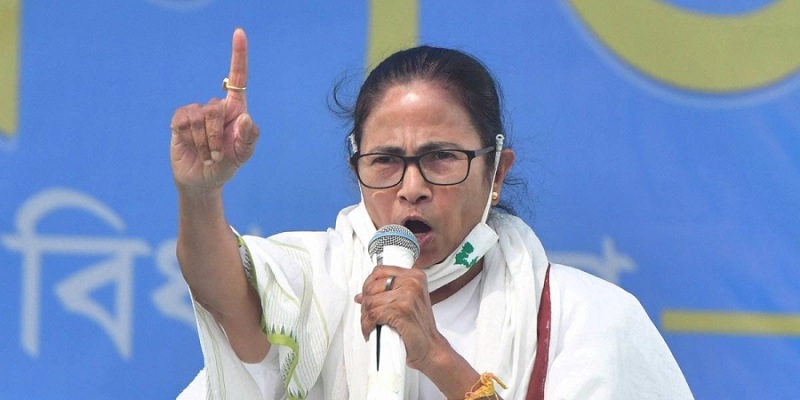 बंगाल आने वाले मंत्रियों को भी लेकर आना होगा कोविड नेगेटिव रिपोर्ट : ममता बनर्जी