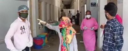 जबलपुर के जिला अस्पताल विक्टोरिया में रेमडेसिविर इंजेक्शन लगाते ही कोरोना संक्रमित मरीज की मौत..! देखे वीडियो