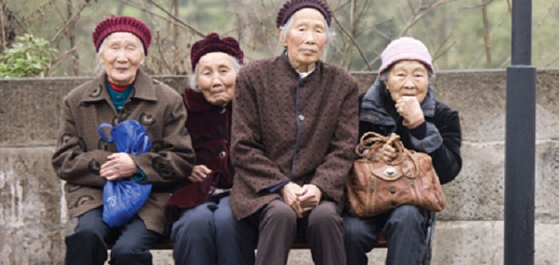 बढ़ी चीन की चिंता: शून्य के करीब पहुंची देश की आबादी में बढ़ोतरी की दर