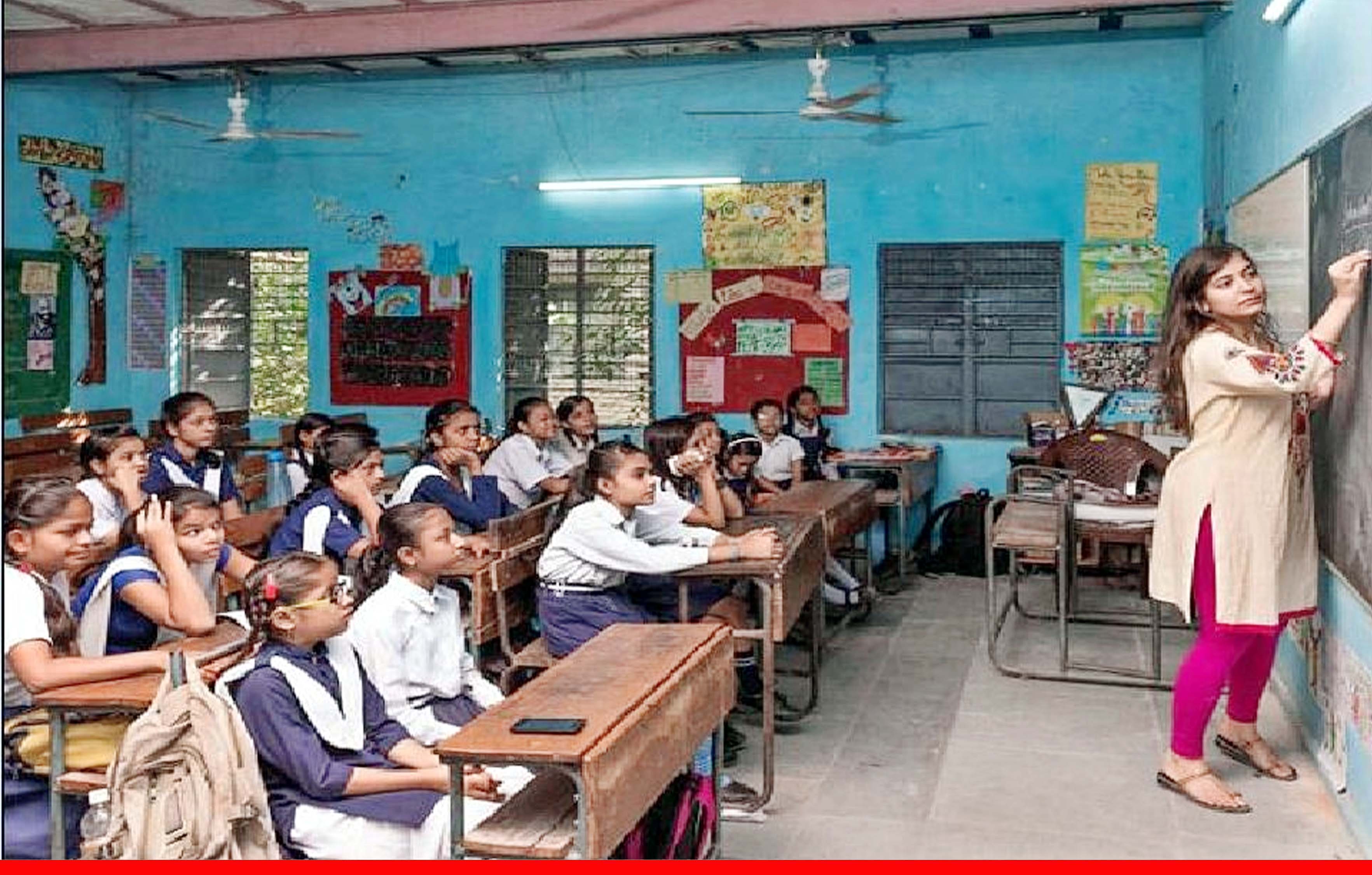 कोरोना के बावजूद तमिलनाडु शिक्षा विभाग ने छापीं 3.8 करोड़ नई स्कूली पाठ्यपुस्तकें