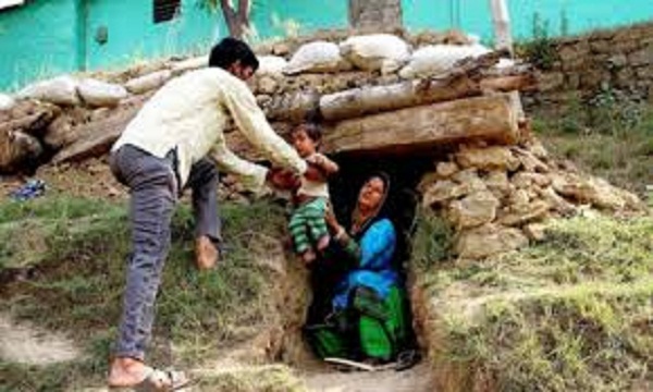 जम्मू-कश्मीर में 8000 भूमिगत बंकर बनकर तैयार, सीमावर्ती इलाकों के लोगों को मिलेगी सुरक्षा