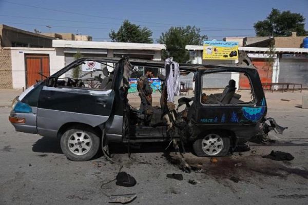 अफगानिस्तान: सड़क किनारे विस्फोट में मिनी बस सवार 11 यात्रियों की मौत