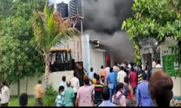 पुणे में केमिकल प्लांट में लगी भयंकर आग, 12 की मौत, 5 लापता