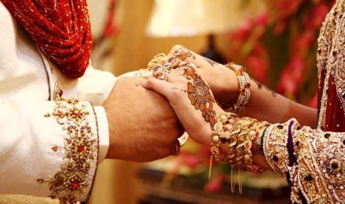 बिहार: बारात लेकर पहुंचे दूल्हे को छोड़कर दुल्हन ने देवर से कर ली शादी