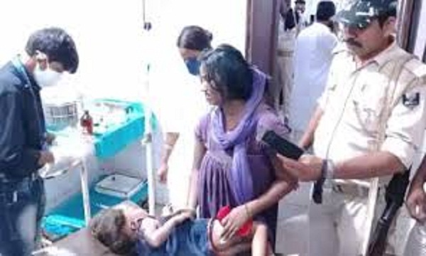 बिहार: सीवान के भरे बाजार में बम विस्फोट, पिता और बेटा गंभीर रूप से जख्मी, पटना रेफर