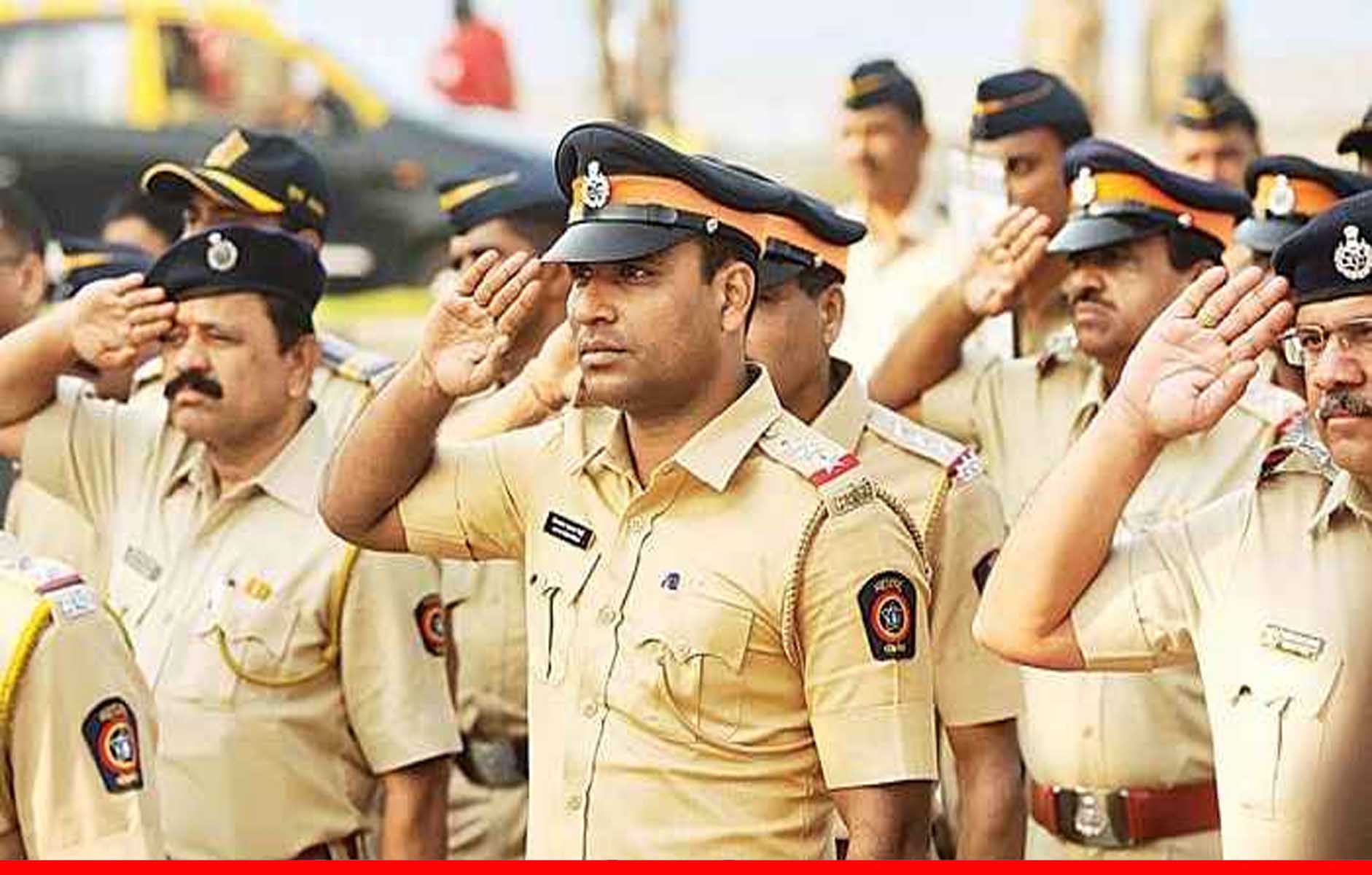 मुंबई में 8 साल पूरे कर चुके पुलिस अधिकारियों का होगा ट्रांसफर