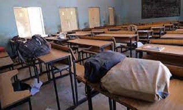 नाइजीरिया में बंदूकधारी हमलावरों ने स्कूल को बनाया निशाना, 140 छात्रों का किया अपहरण