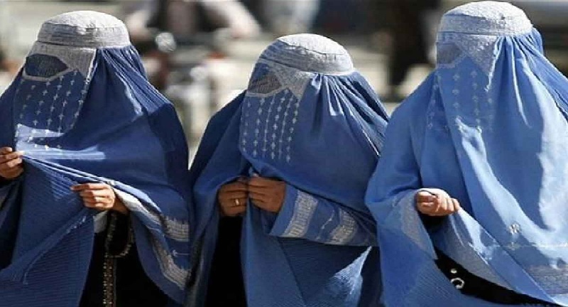 अफगानिस्तान: महिलाएं अकेले न निकलें, पुरुष दाढ़ी रखें, तालिबान के नए नियम 