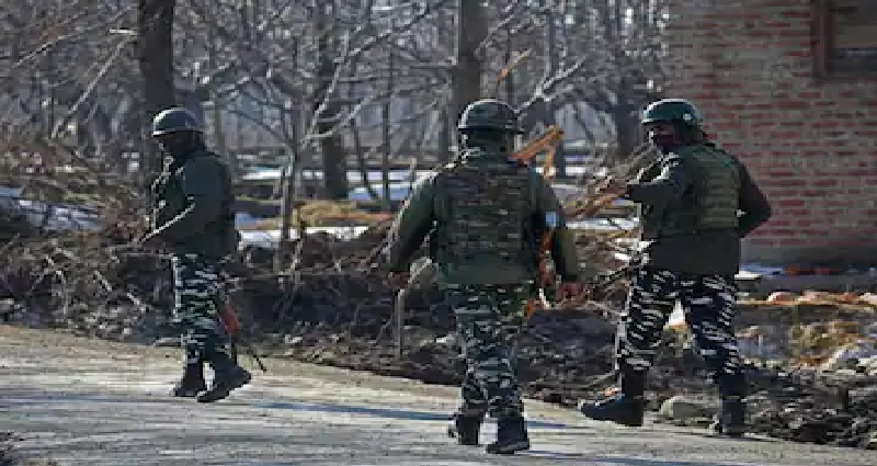 जम्मू-कश्मीर: बांदीपोरा में लश्कर-ए-तैयबा का आतंकवादी गिरफ्तार, हथियार और गोला-बारूद बरामद
