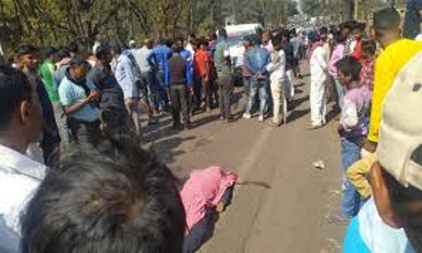 एमपी के जबलपुर में टेंकर के कुचलने से युवक की मौत