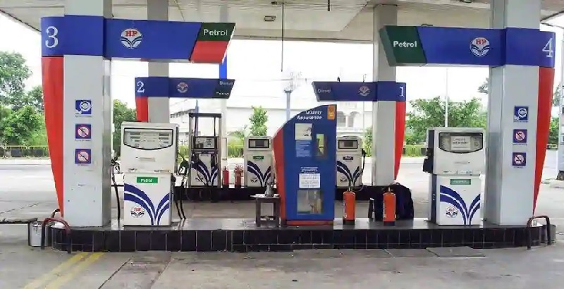 पेट्रोल आज फिर महंगा, देश के 17 से ज्यादा राज्यों में कीमतें 100 रु प्रति लीटर के पार