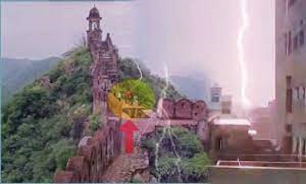 राजस्थान के जयपुर में आमेर के वॉच टावर में आकाशीय बिजली गिरने से 11 पर्यटकों की मौत