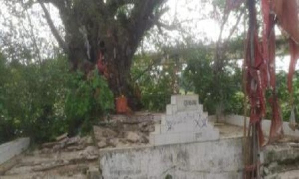 जबलपुर में मूर्ति हटाकर मंदिर में की तोडफ़ोड़, भड़का आक्रोश, तनाव