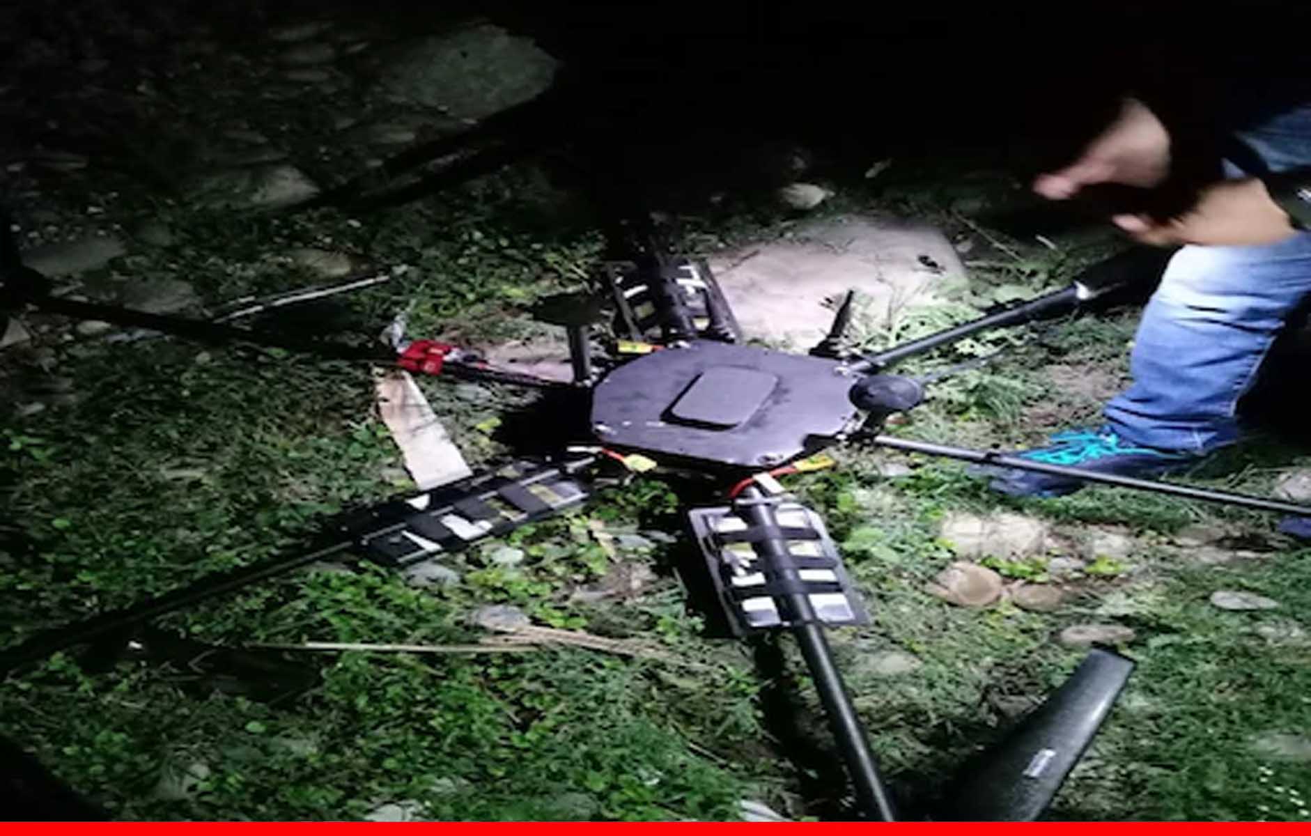 जम्मू-कश्मीर: अखनूर सेक्‍टर में सुरक्षाबलों ने मार गिराया ड्रोन, 5 किग्रा IED बरामद
