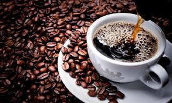 रिसर्च में दावा: 6 कप से ज्यादा कॉफी पीने पर 53% तक याददाश्त घटने का खतरा