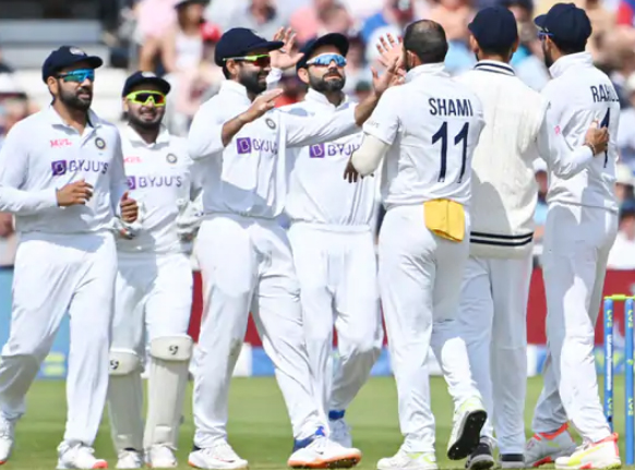 पहला टेस्ट मैच: इंग्लैंड 183 रन पर आल आउट, जसप्रीत बुमराह 4 और मोहम्मद शमी ने लिए 3 विकेट