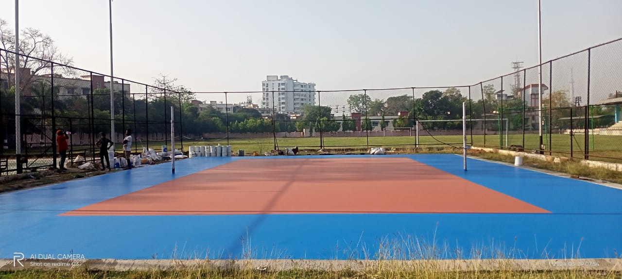 जबलपुर के रेलवे स्टेडियम में इंटरनेशनल स्तर के सिंथेटिक वॉलीबॉल एवं बास्केटबॉल कोर्ट का निर्माण