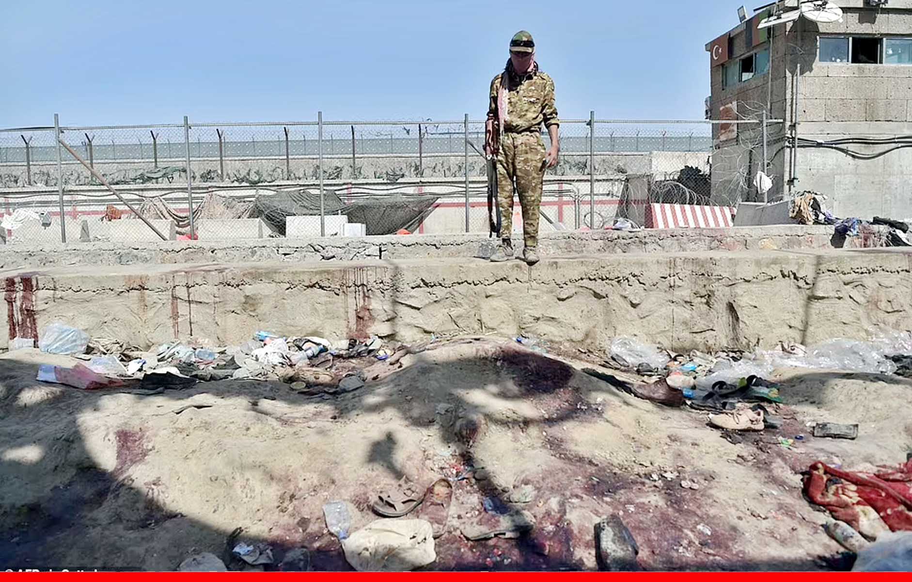 काबुल एयरपोर्ट को ही उड़ाने की थी ‘साजिश’! खुद पर 11 किलो विस्फोटक बांधकर भीड़ में घुसा हमलावर
