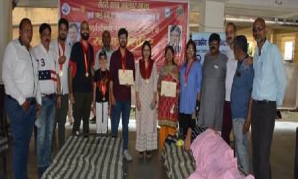 जबलपुर में रोटरी क्लब-आईएमए के संयुक्त तत्वावधान में आयोजित शिविर 51 लोगों रक्तदान किया
