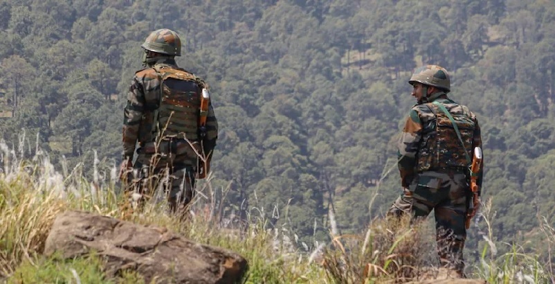 जम्मू-कश्मीर: पुंछ में LOC पर घुसपैठ की कोशिश नाकाम, एक आतंकी ढेर