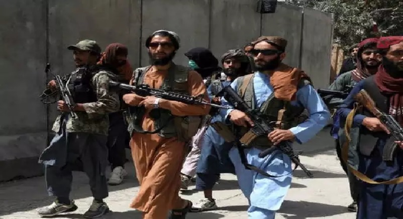 तालिबानी आतंकियों की हवाई फायरिंग में बच्चों सहित 17 की मौत