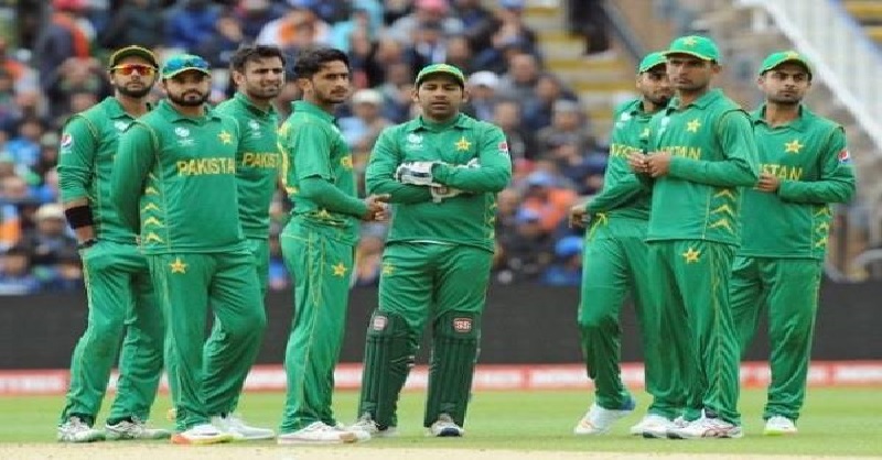 वर्ल्ड कप के लिए पाकिस्तान की टीम का ऐलान, शोएब मलिक और सरफराज अहमद को नहीं मिली जगह