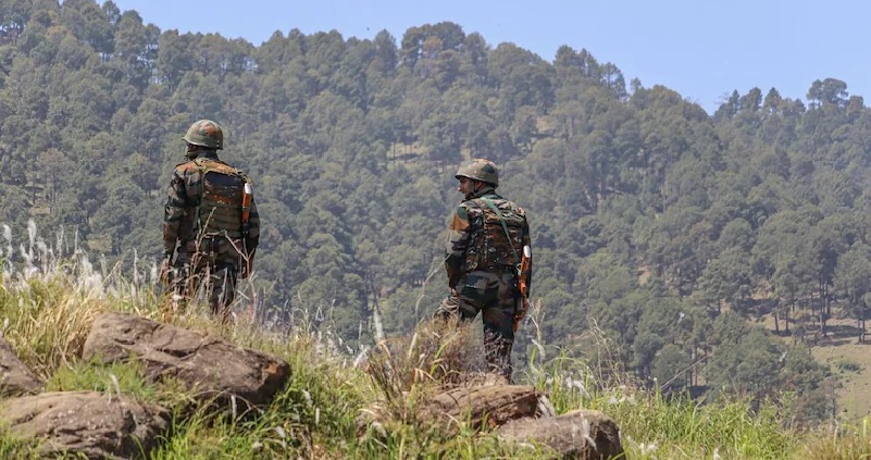 भारत में घुसे अफगान आतंकी: खुफिया एजेंसियों ने जारी किया अलर्ट, सेना के कैंप निशाने पर