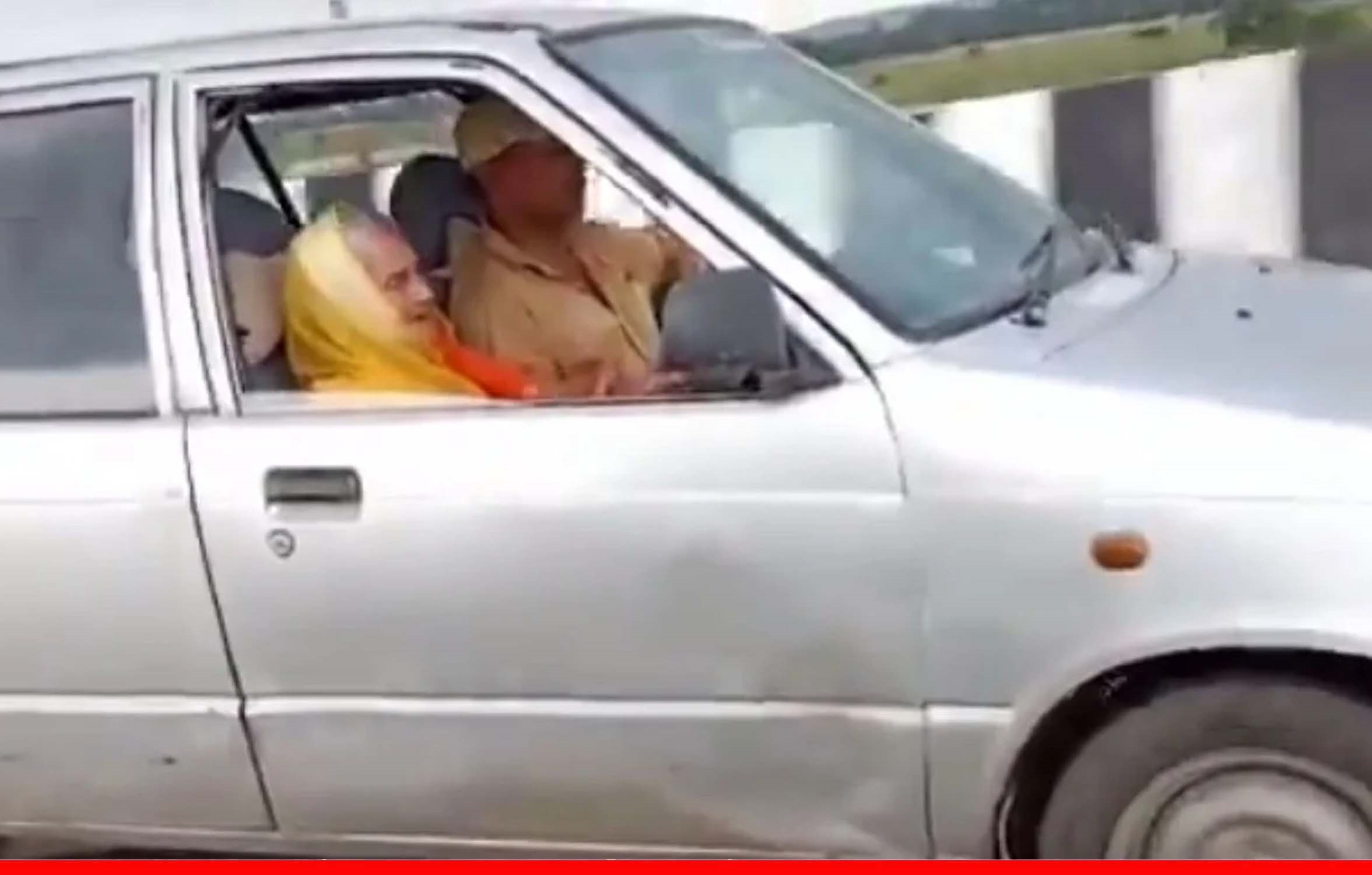 देवास की दादी 95 साल की उम्र में दौड़ा रहीं फर्राटे से कार