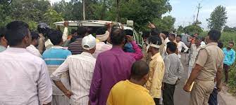 जबलपुर में ट्रक की टक्कर लगने से फैक्टरी कर्मी की मौत..!
