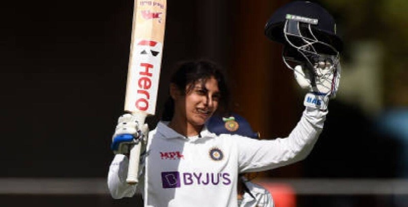 स्मृति मंधाना ने गुलाबी गेंद से जड़ा ऐतिहासिक शतक, बनीं ऐसा करने वाली भारत की पहली महिला क्रिकेटर